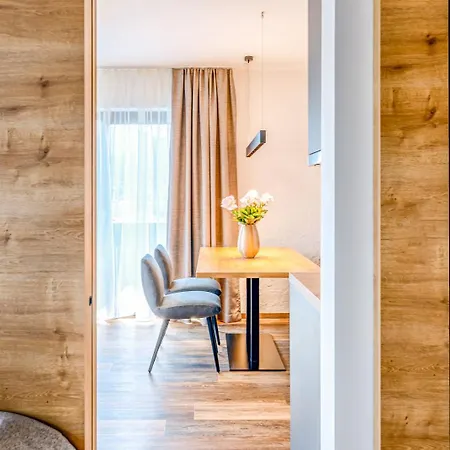 Waidmannsheil Apartment