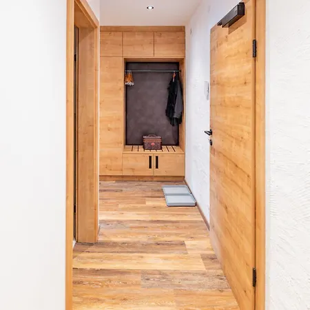 Waidmannsheil Apartment *